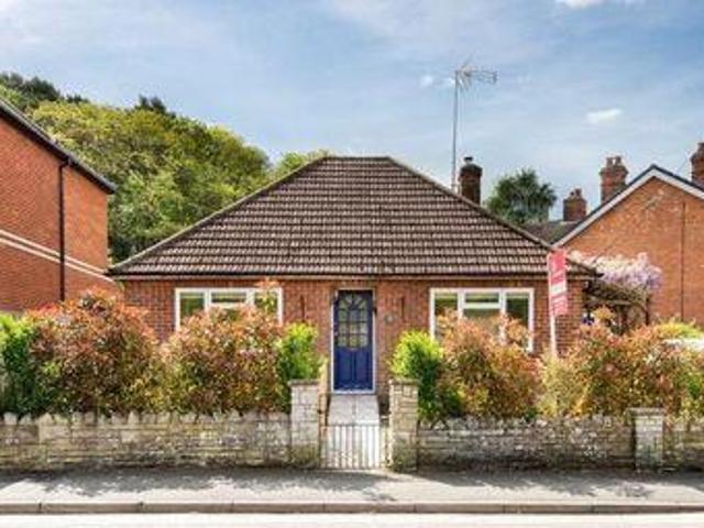 House for sale in Crowthorne, Bracknell Forest