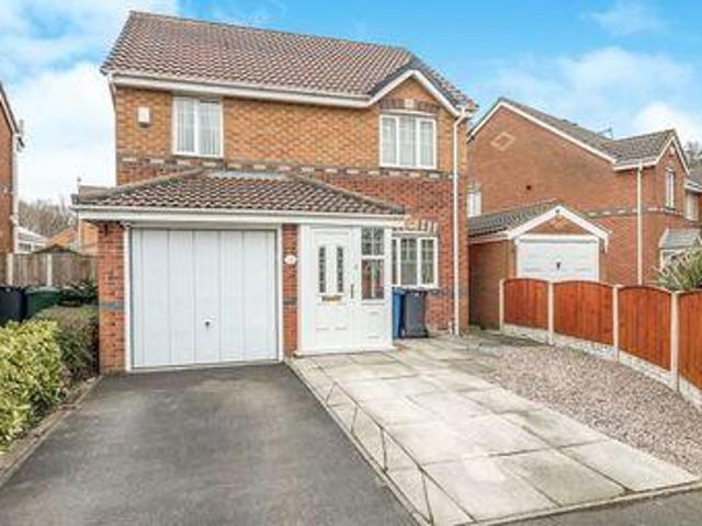House for sale in Roby Mill, Lancashire