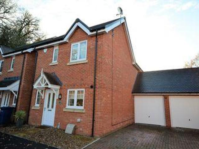 House for sale in Farnham, Waverley