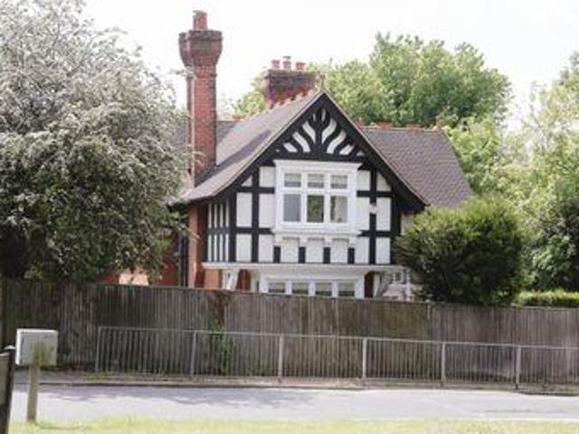 House for sale in Red Hill, Surrey