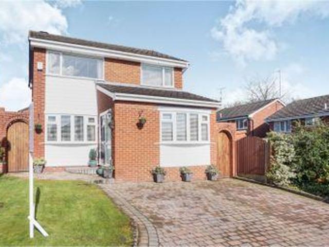 House for sale in Halton