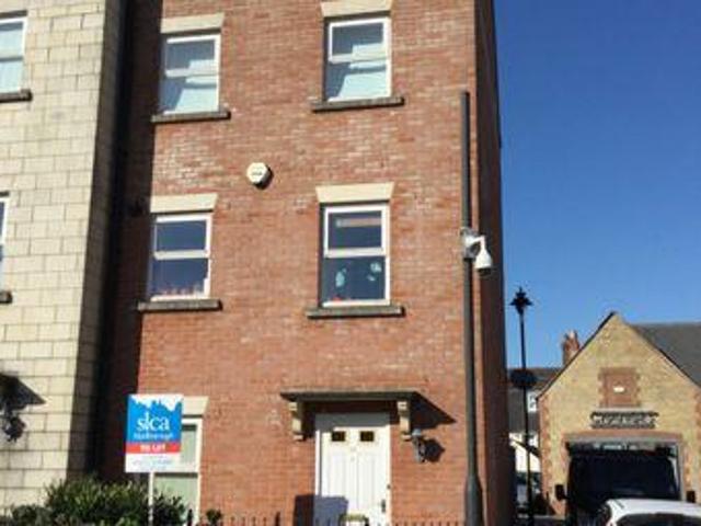 House for rent in Swindon, England