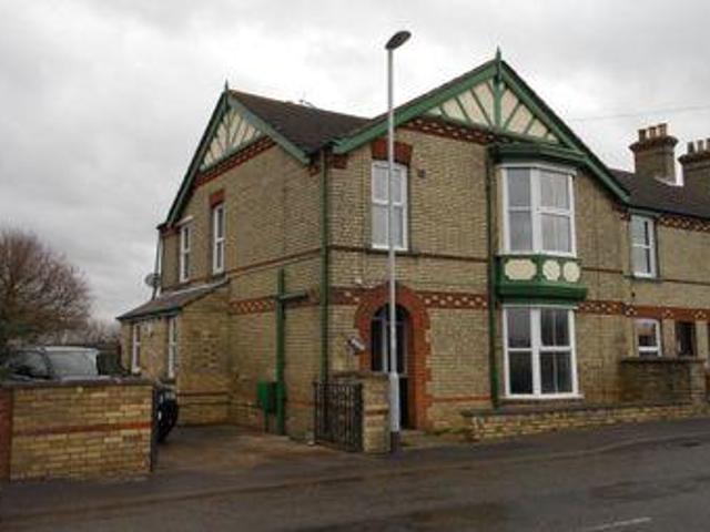 House for rent in Lyons, Greater London