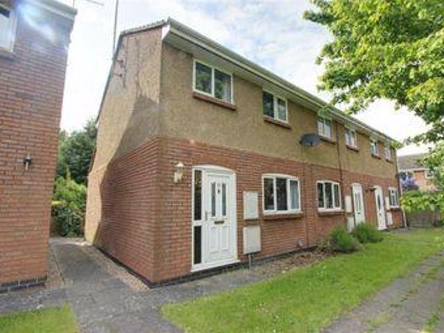 House for rent in Pouchen End, Hertfordshire