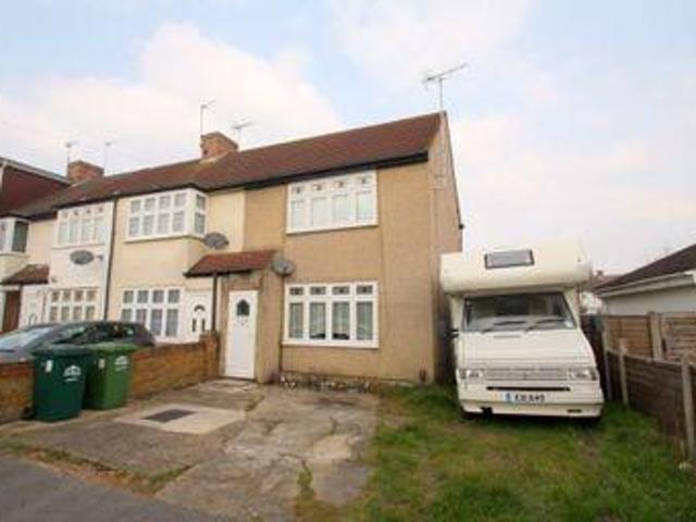 House for rent in Staines, Surrey