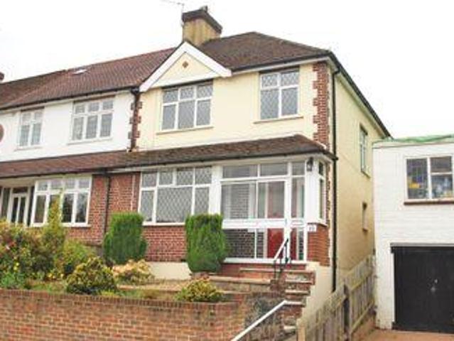 House for rent in Pouchen End, Hertfordshire