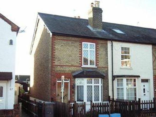 House for rent in Row Town, Surrey