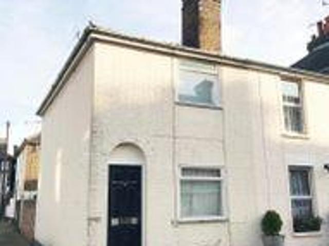 House for sale in Oad Street, Kent