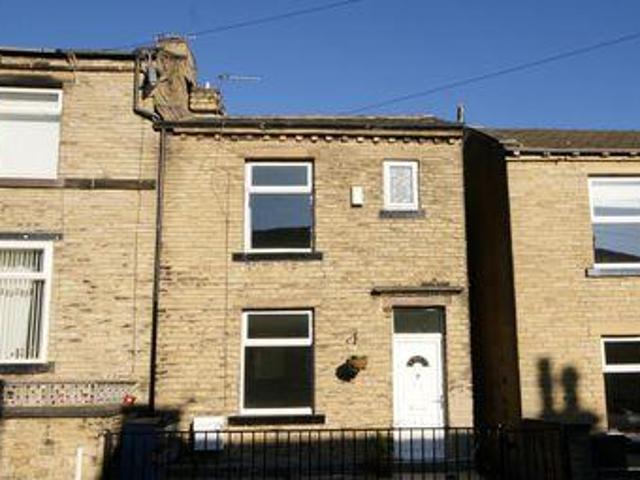 House for sale in Brighouse, West Yorkshire