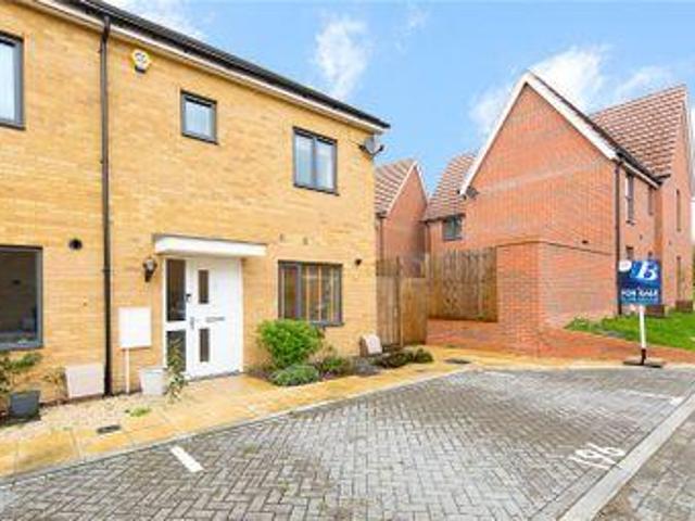 House for sale in South Ockendon, Essex