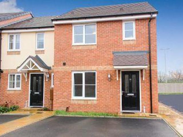House for sale in Stone, Baswich