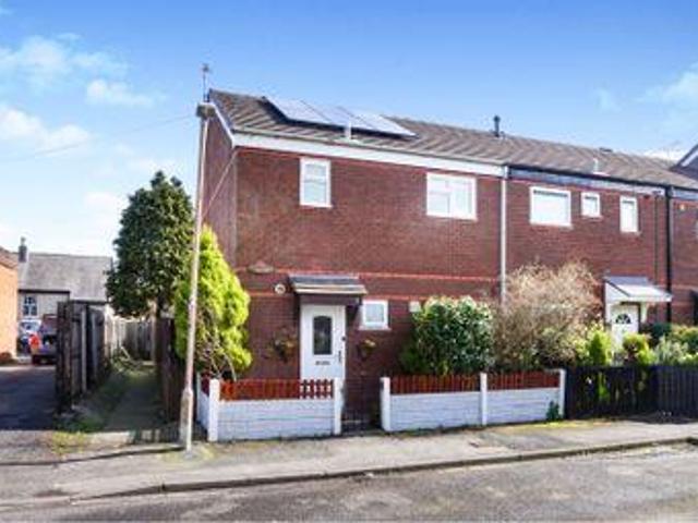House for sale in Roby Mill, Lancashire