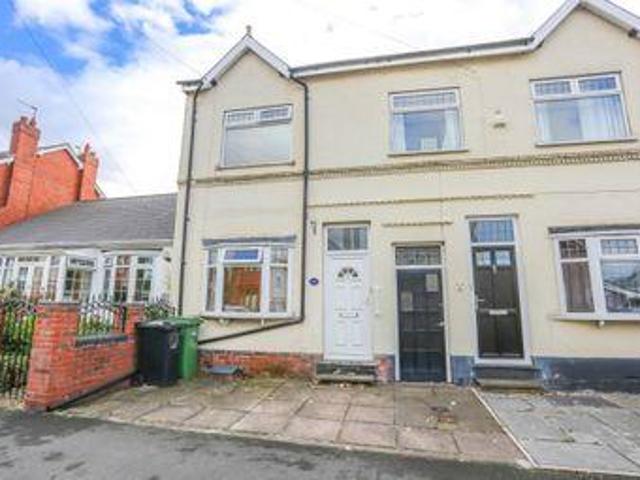 House for sale in Halesowen, West Midlands