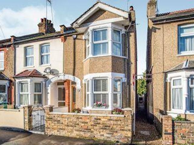 House for sale in Watford, Hertfordshire