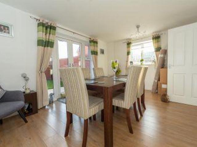 House for sale in Dunstable, Central Bedfordshire