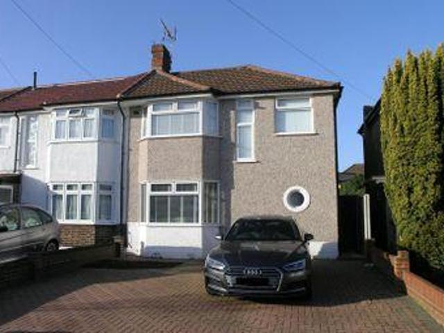 House for sale in Twickenham, Greater London