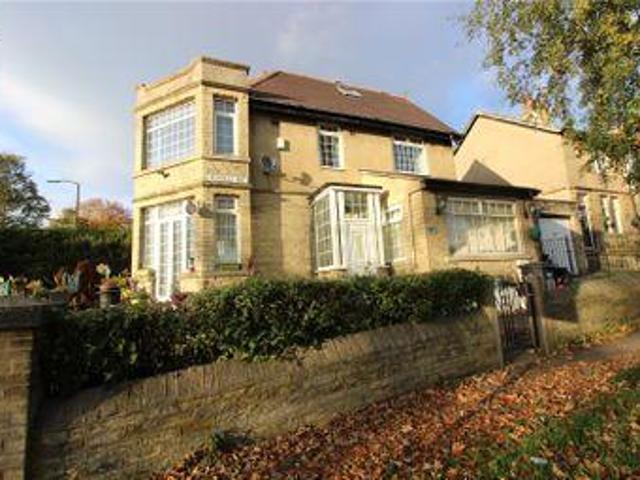 House for sale in Brighouse, West Yorkshire