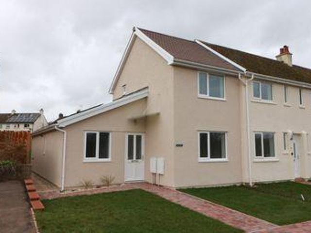 House for sale in Llanbadoc, Wales