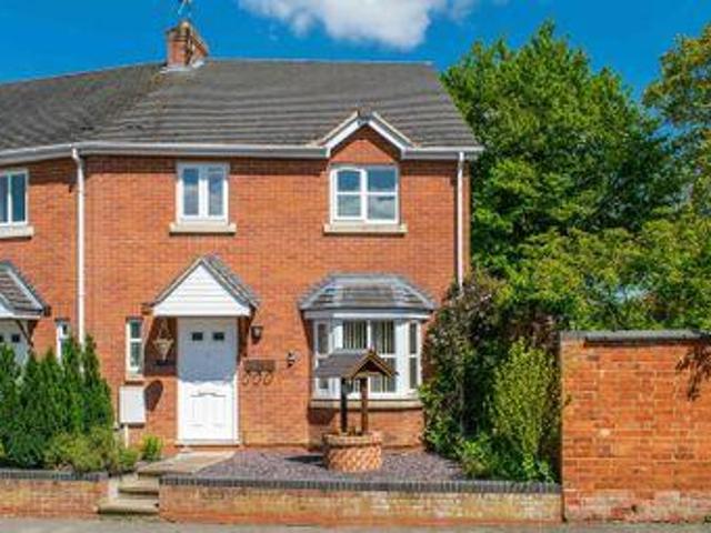 House for sale in Rugby, Warwickshire