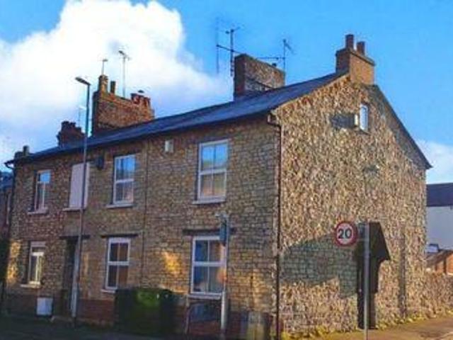 House for sale in Brackley, West Northamptonshire