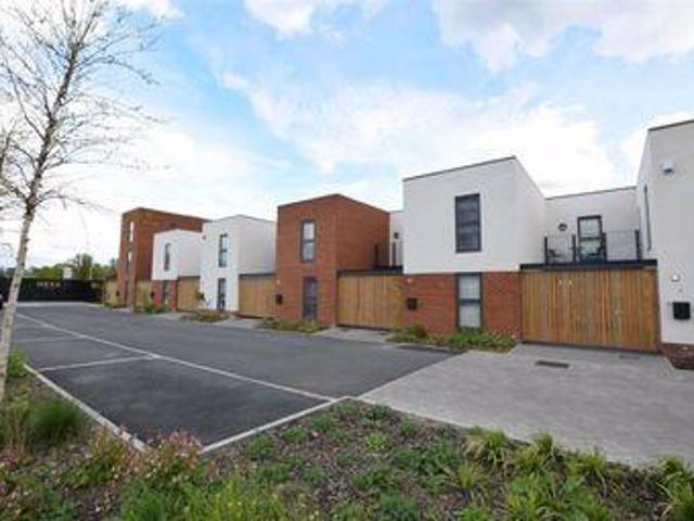 House for sale in Tilbury, Essex