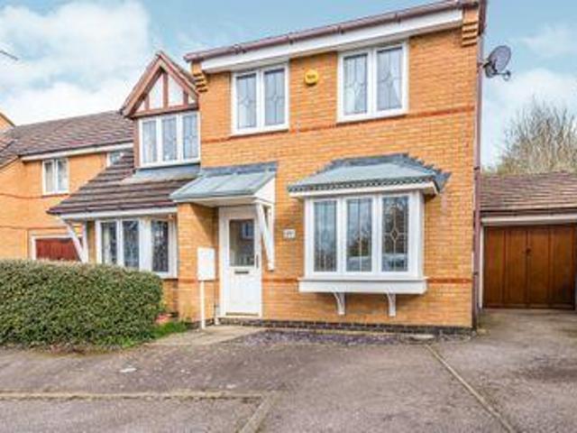 House for sale in Northampton, Northamptonshire