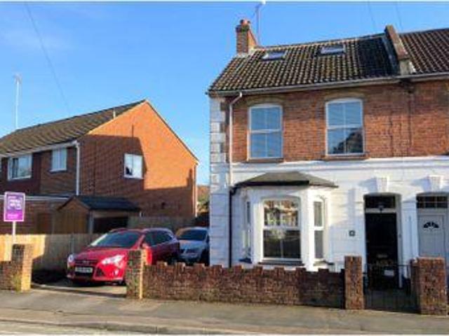 House for sale in Aldershot, Hampshire