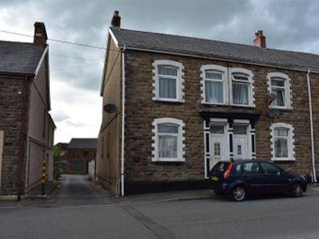 House for sale in Ammanford, Wales