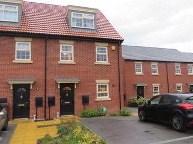 House for sale in Pontefract, West Yorkshire