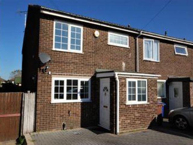 House for sale in Tilbury, Essex