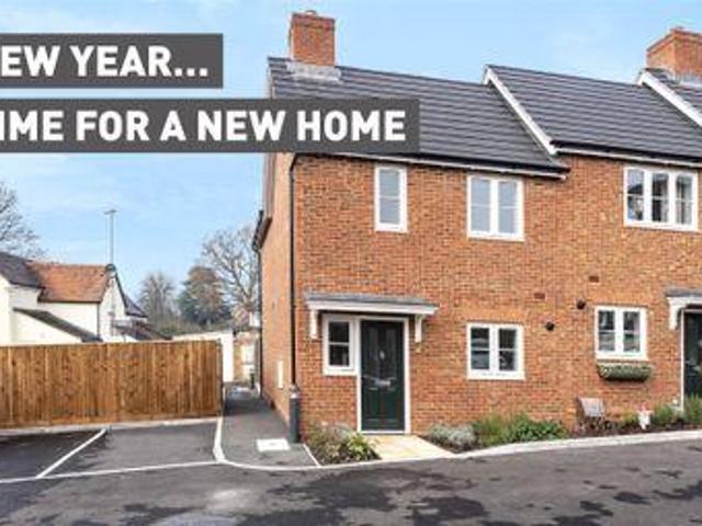 House for sale in Crowthorne, Bracknell Forest