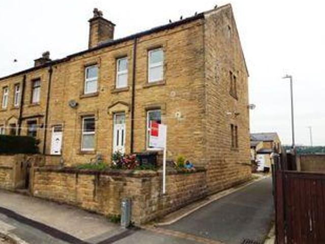House for sale in Huddersfield, West Yorkshire