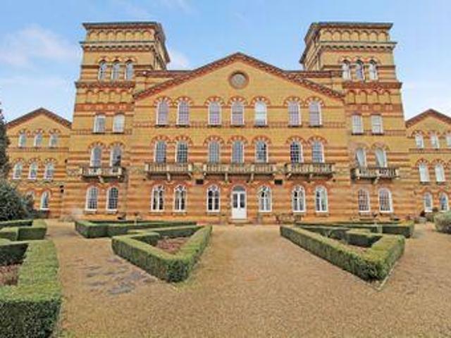 House for rent in Perryfields, West Sussex