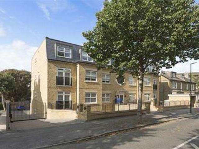 House for rent in Sutton Green, Woking