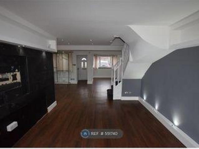 House for rent in Pouchen End, Hertfordshire