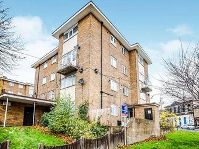 House for rent in Huddersfield, West Yorkshire