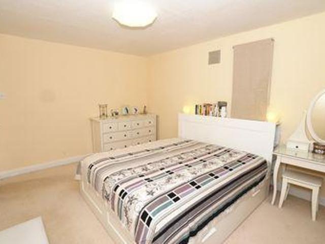 House for rent in Surrey