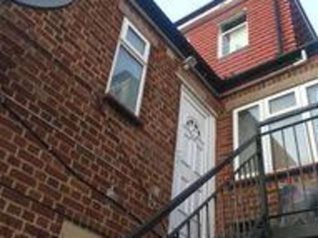 House for rent in Northolt, Greater London