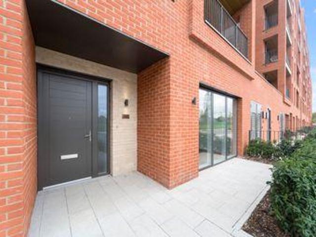 House for rent in Edgware, Greater London