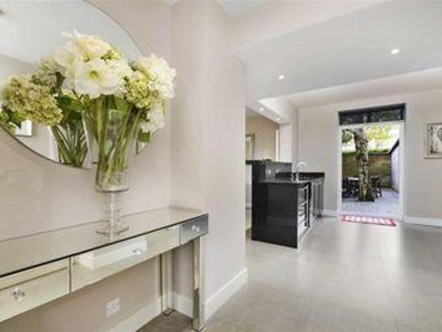 House for rent in Lyons, Greater London