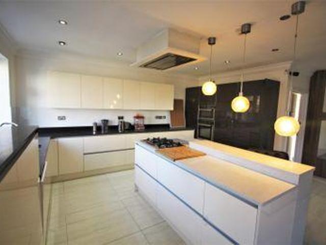 House for rent in Edgware, Greater London