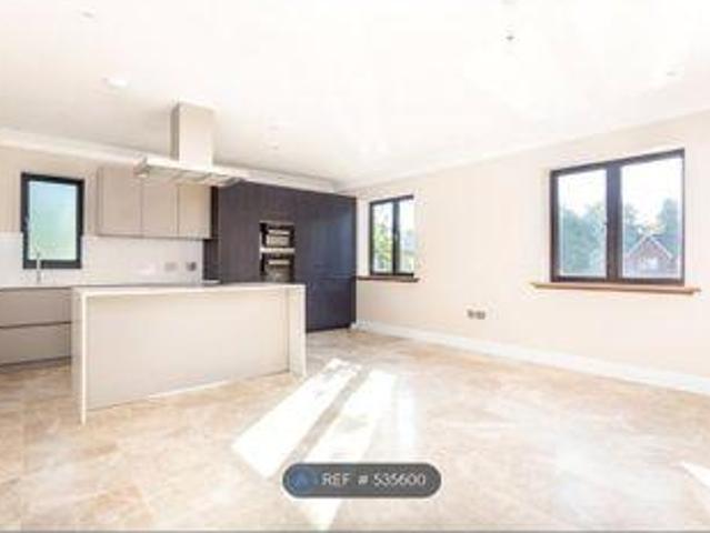 House for rent in Hillview, Surrey