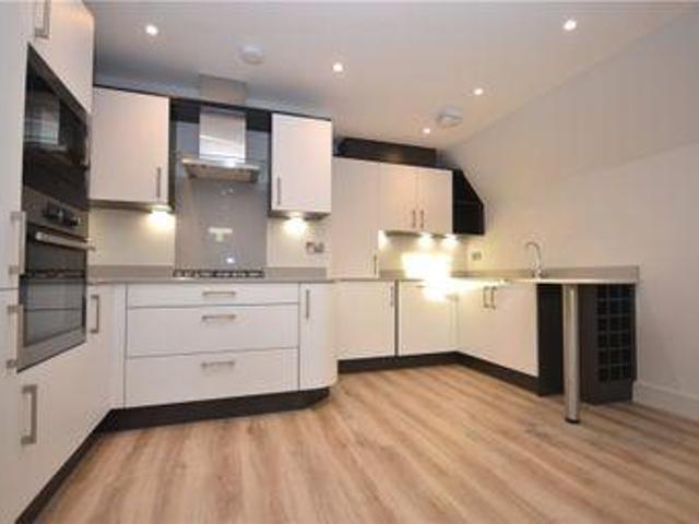 House for sale in Crowthorne