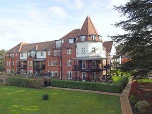 House for sale in Fole, Surrey
