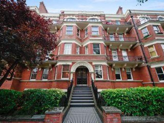 House for sale in City of London, Greater London