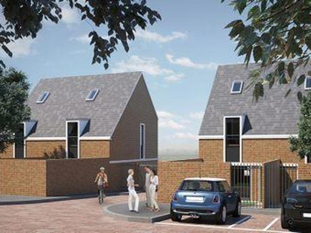 House for sale in Calderstones