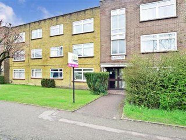 House for sale in Hillview, Surrey