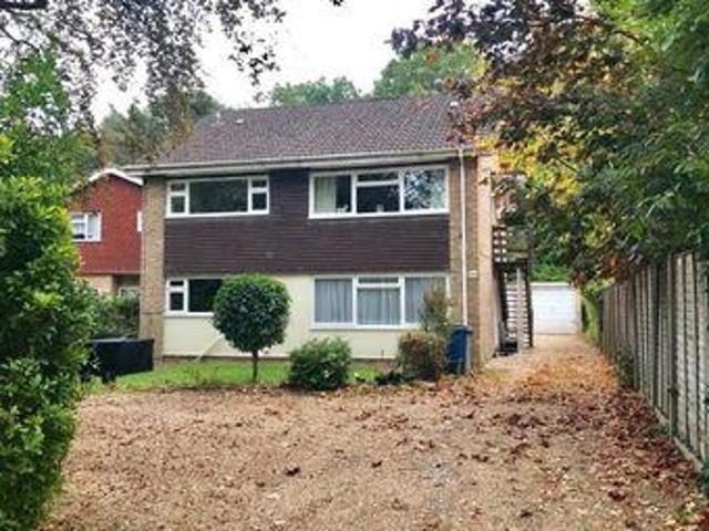 House for sale in Fleet, Hart