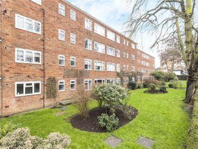 House for sale in Deepcut, Surrey