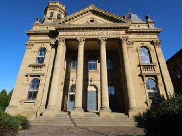 House for sale in Heckmondwike, West Yorkshire